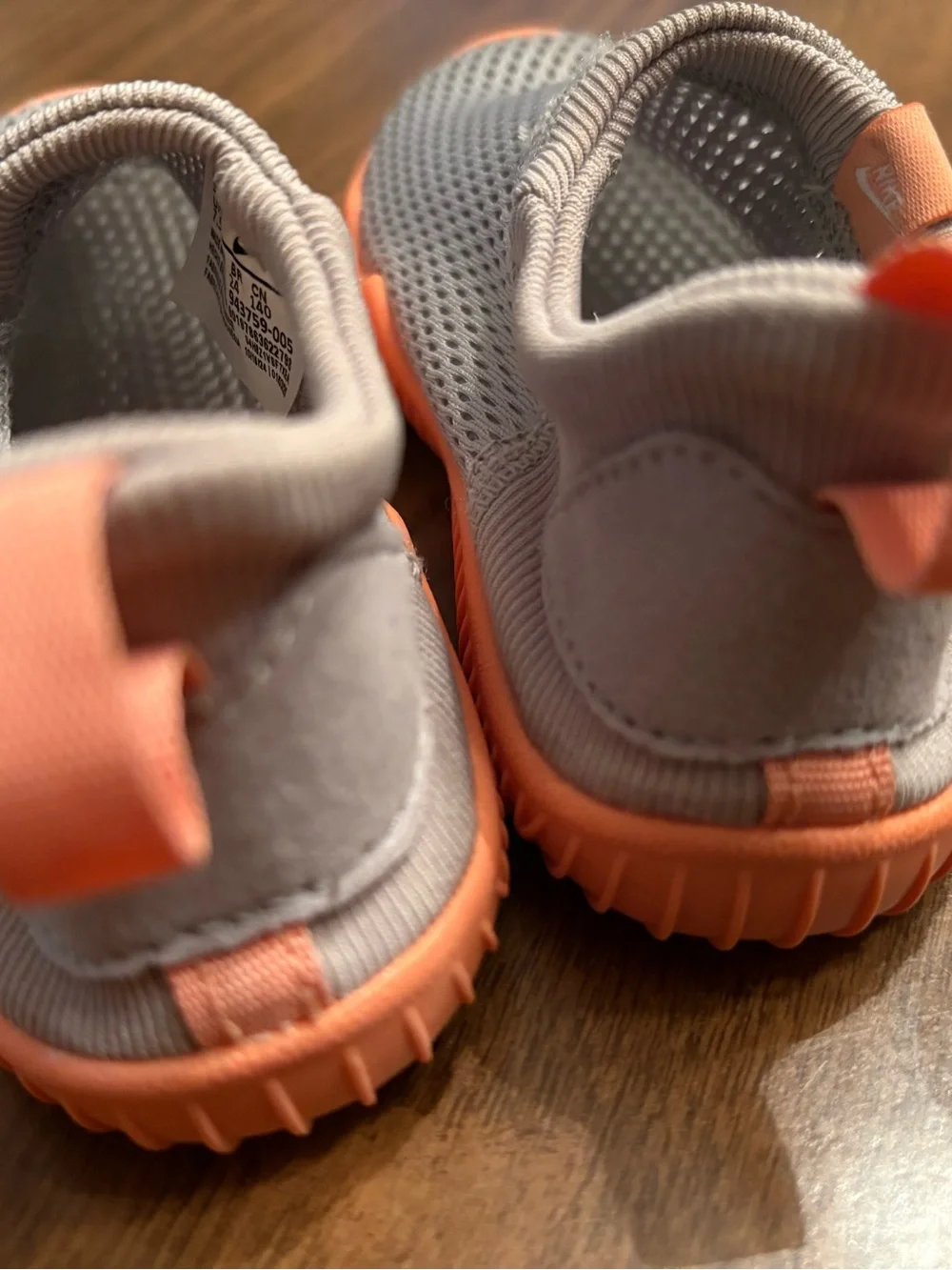 Nike Aqua Socks 360 (Toddler 7)
